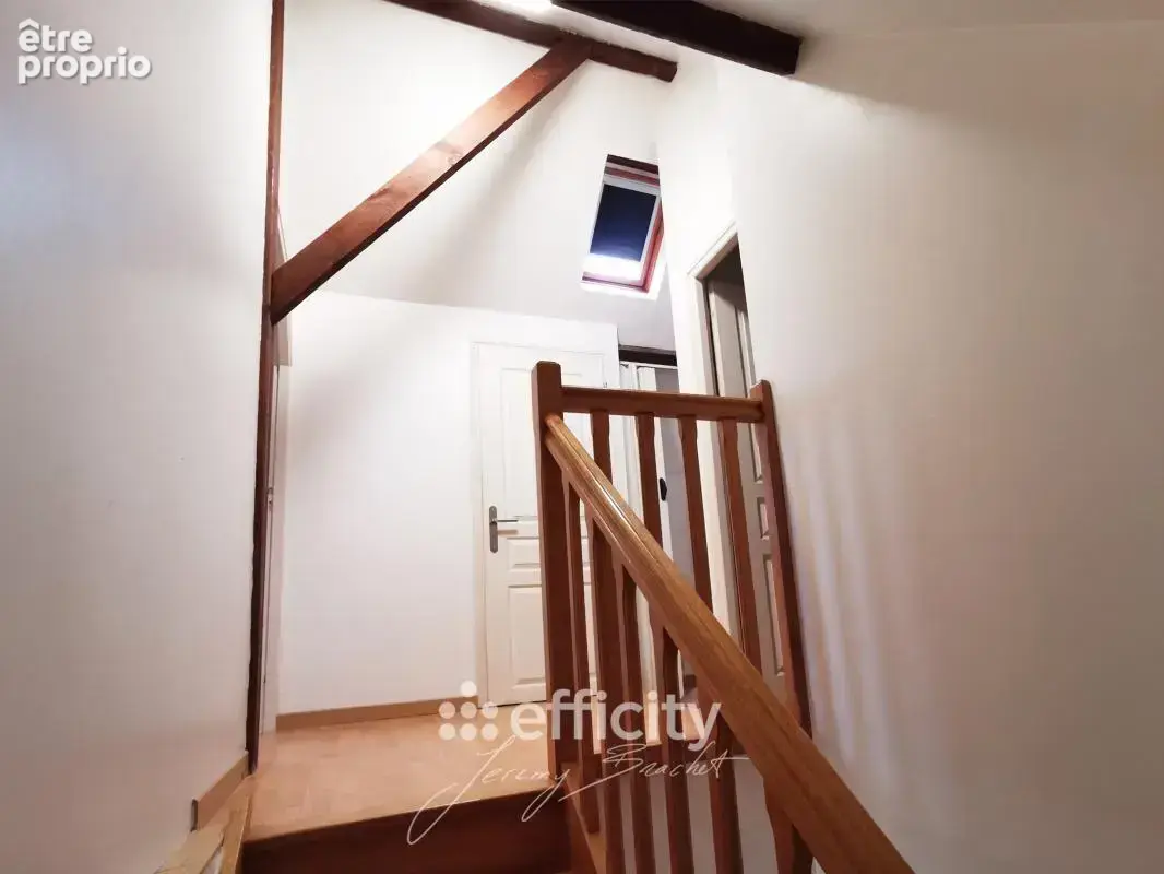 Maison 6 pièces 165 m² à vendre à Niort (79000) - photo 7