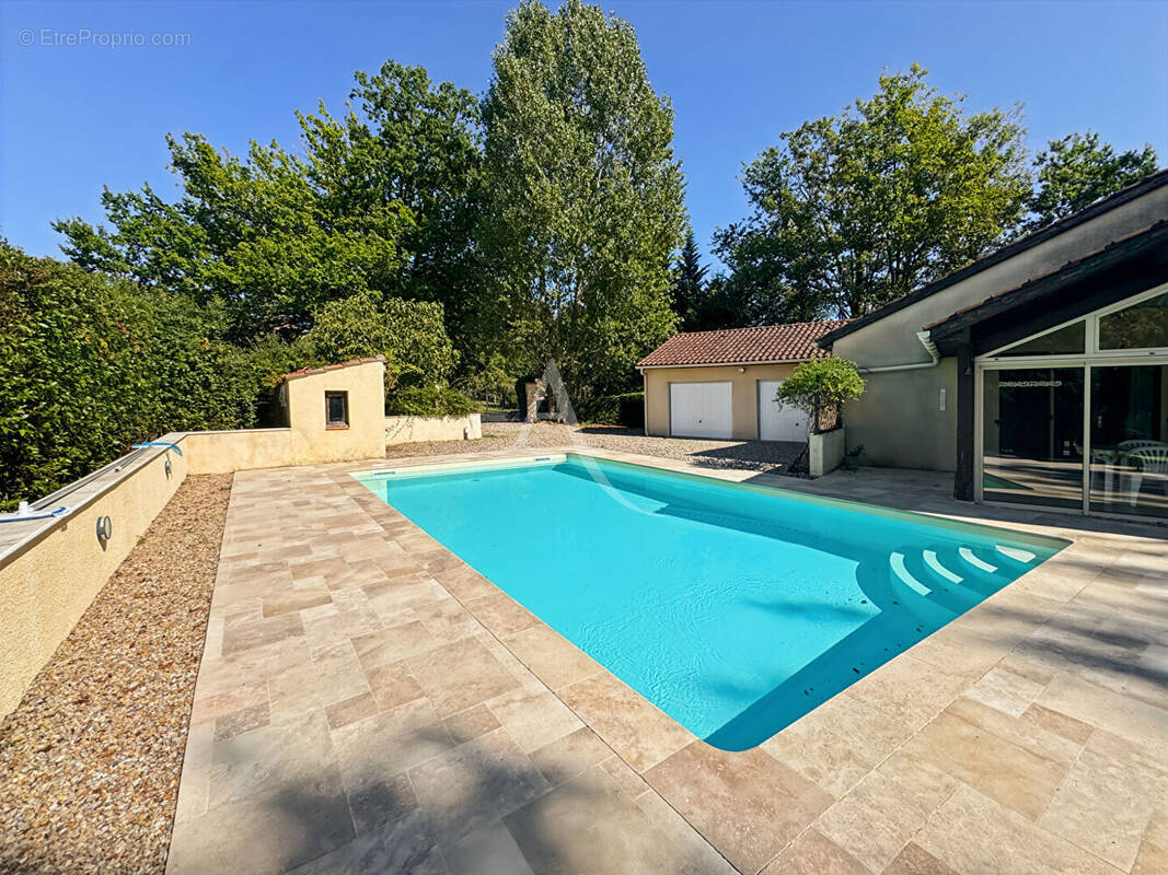 Maison à DURAVEL