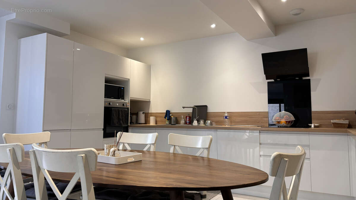 Maison à LA CHAPELLE-SAINT-MESMIN