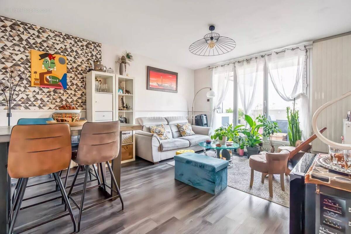 Appartement à THORIGNY-SUR-MARNE