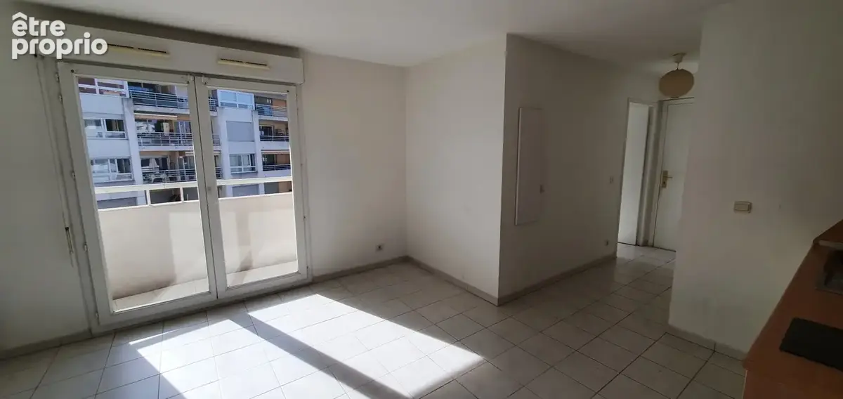 Nice est en exclusivitte 2 pieces de 30m2 vendu loue+ parking - photo 2