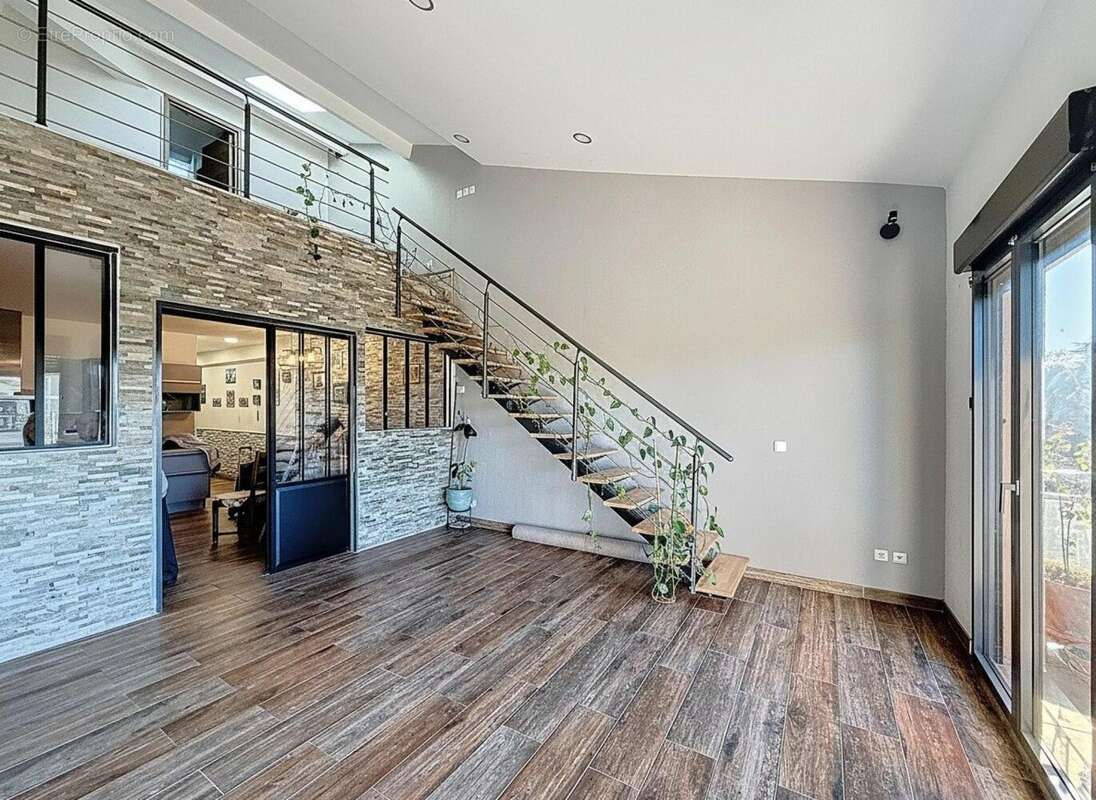 Photo 3 - Appartement à FREJUS