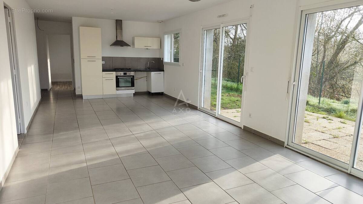 Maison à SAINT-VINCENT-SUR-JARD