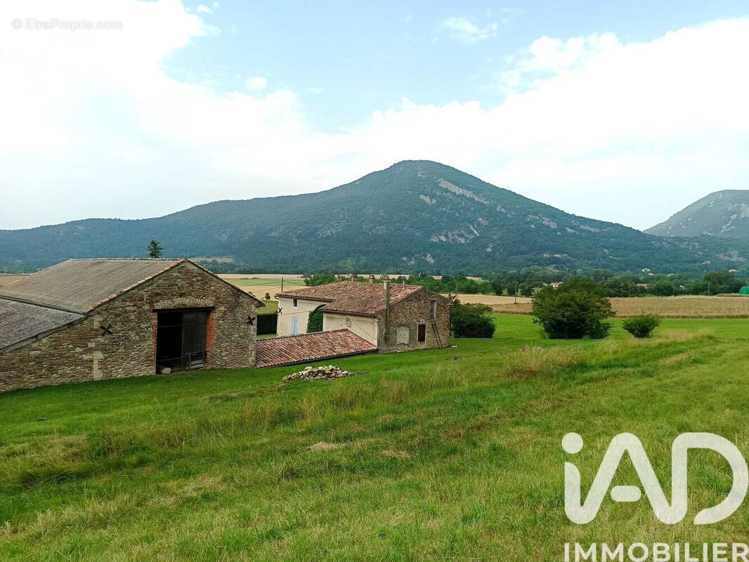 Photo 1 - Maison à PONT-DE-BARRET