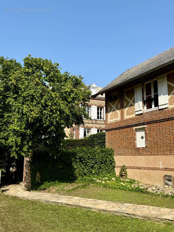 Maison Mesnils Sur Iton 12 pièce(s) 305 m2 - photo 3