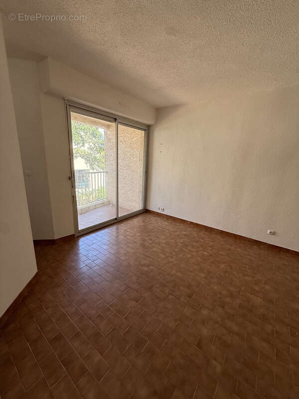 Studio 17 m2 terrasse 4 m2 - calvi centre - photo 10