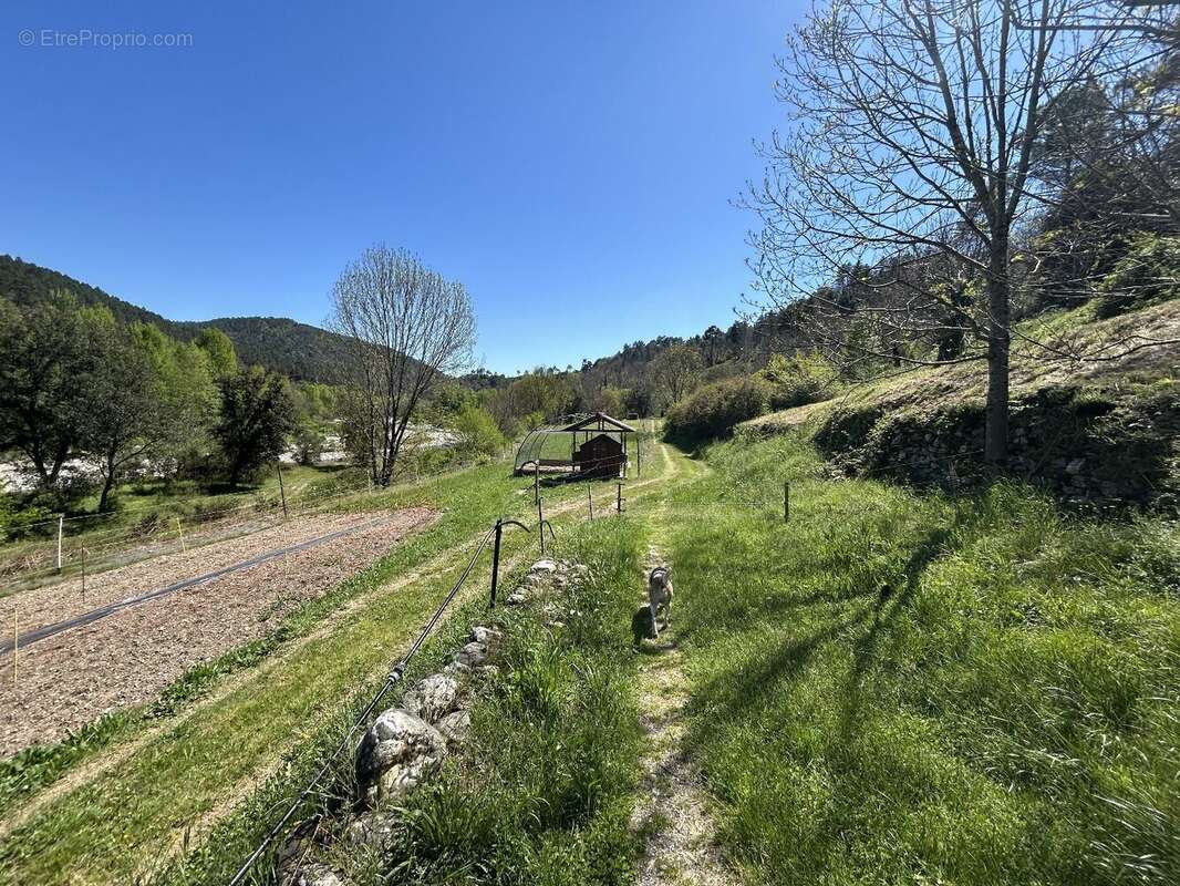 Maison à SAINT-ETIENNE-VALLEE-FRANCAISE
