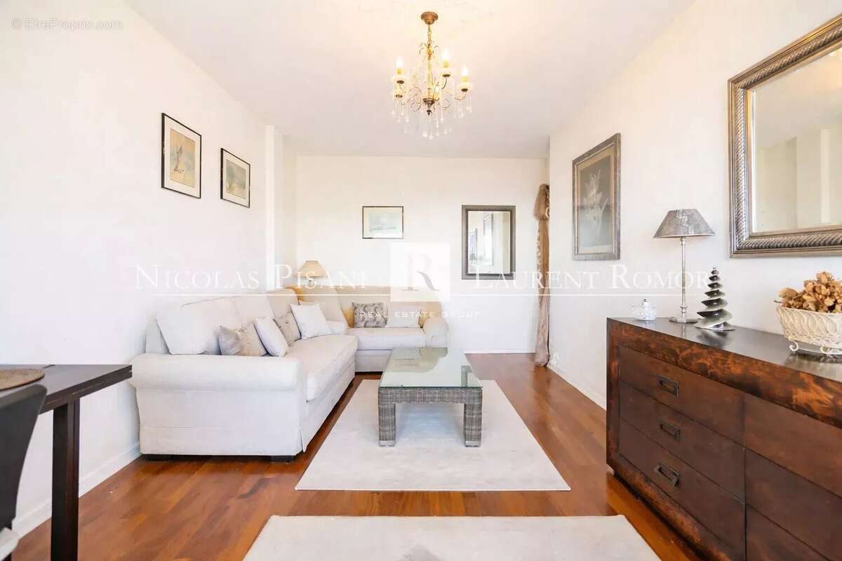 Appartement à VILLEFRANCHE-SUR-MER