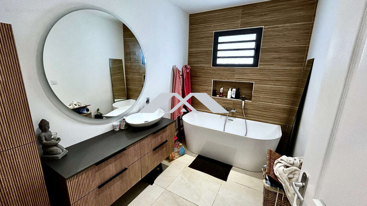 Maison à SAINTE-MARIE