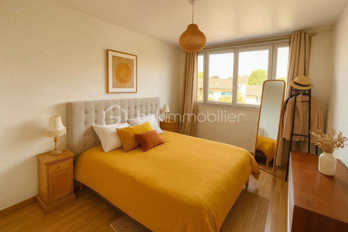 Appartement à FRESNES