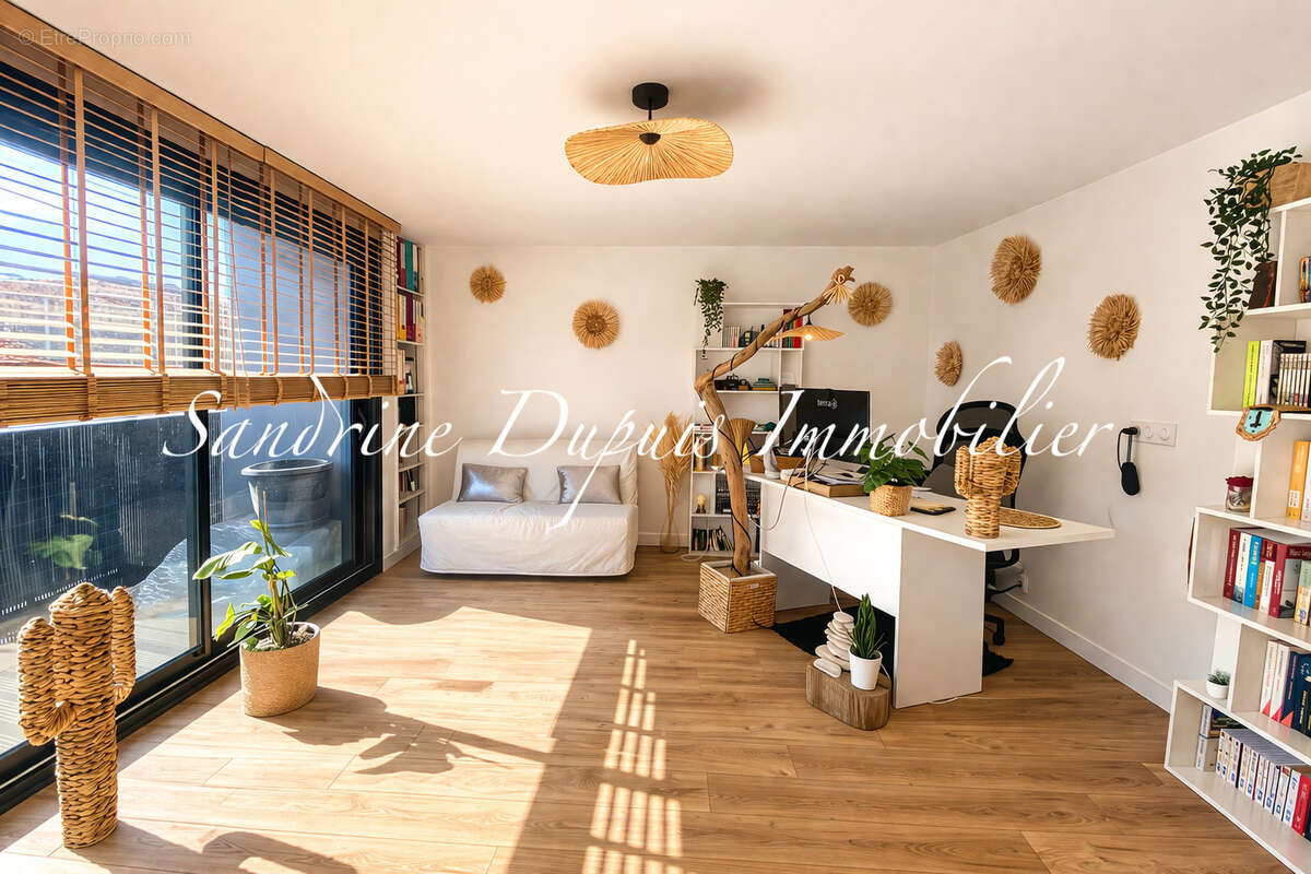 Appartement à SAINTES