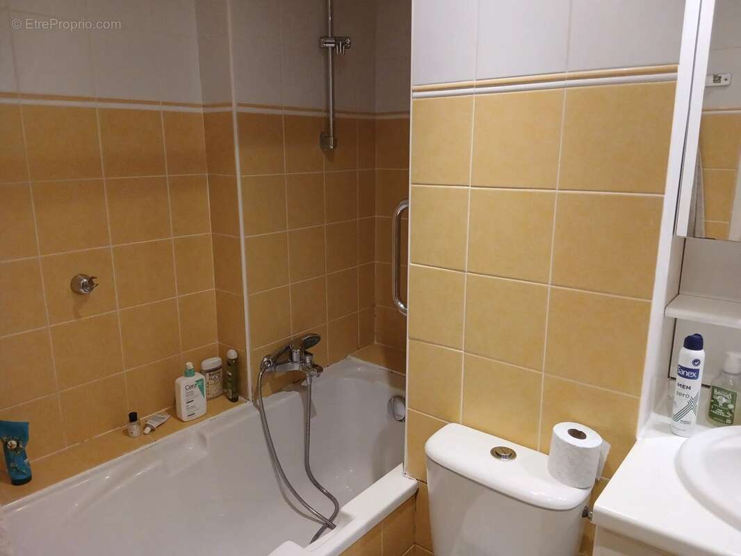 Appartement à PARIS-3E