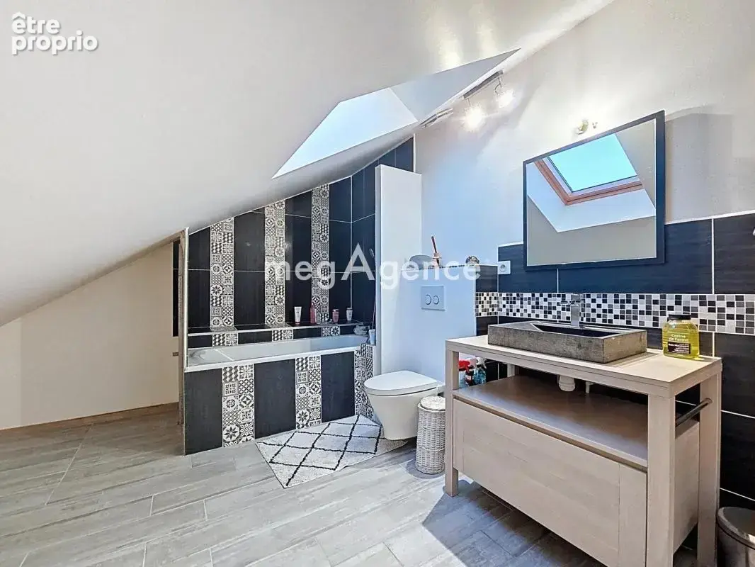 Maison familiale en pierres 4 chambres – 146 m² - photo 15