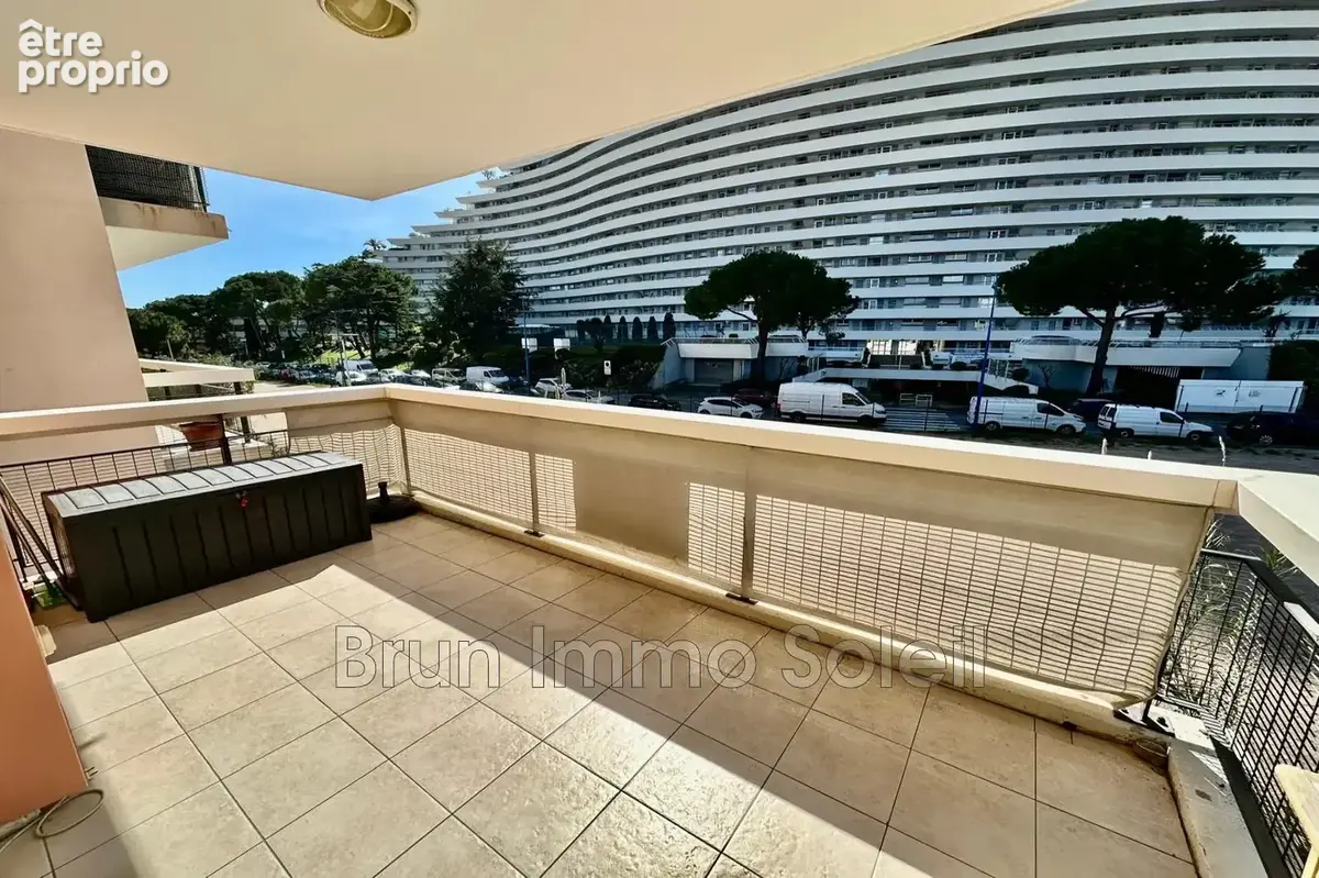 Appartement 2 pièces 45 m² à vendre à Villeneuve-Loubet (06270) - photo 2