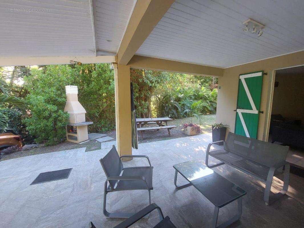 Vente maison F4 au Cap Est - FRANCOIS avec piscine en pierre de bali - photo 12