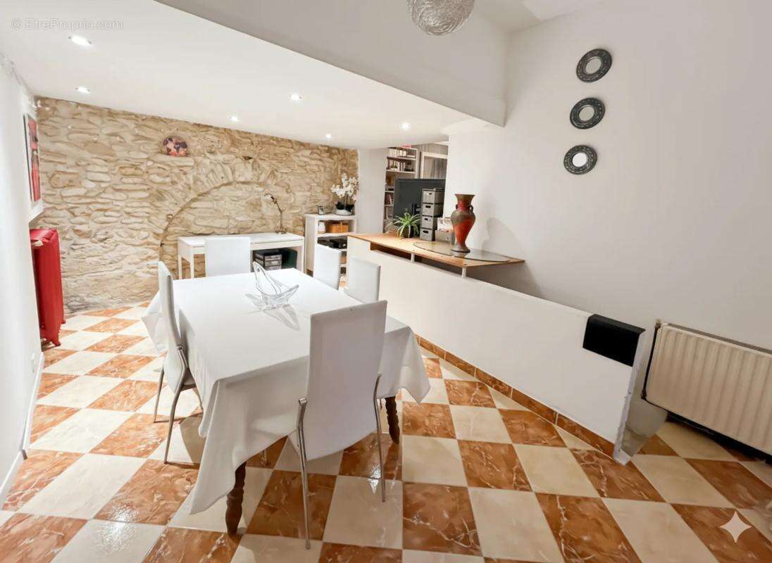 Maison à FONTENAY-SAINT-PERE