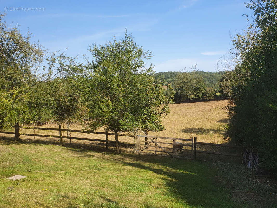 Maison à CORMEILLES