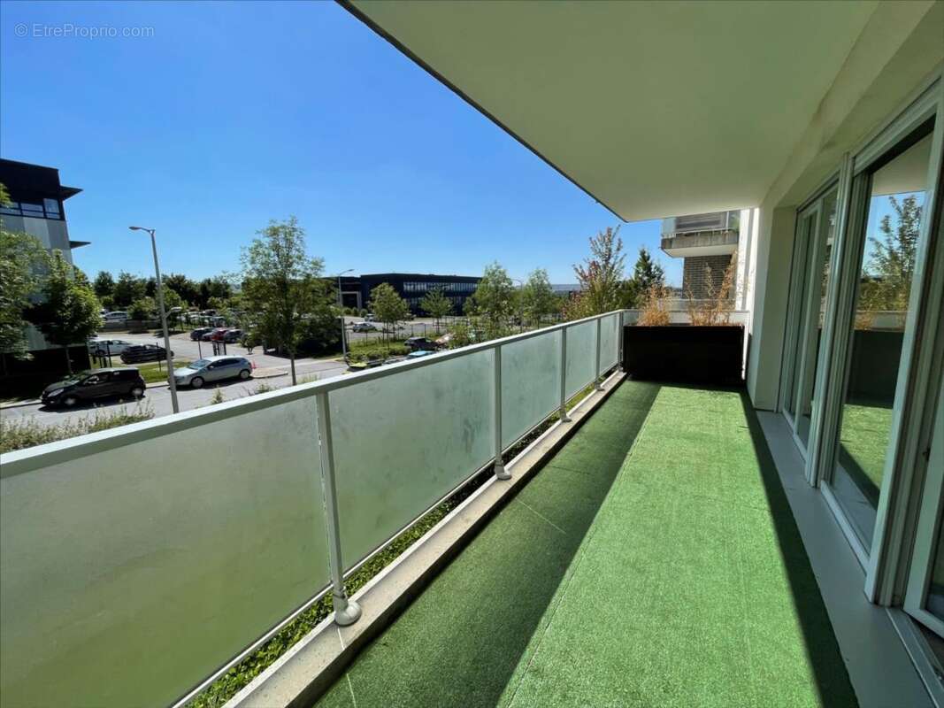Appartement à BEZANNES