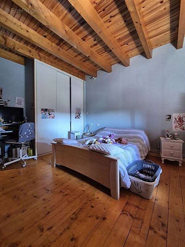Maison atypique 151m²  - 3 chambres - terrain 2900m² - photo 8