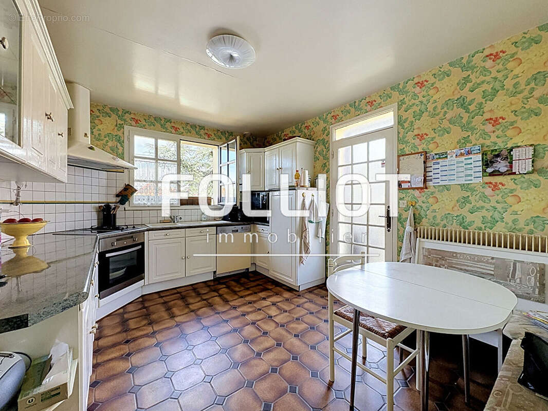 Maison à BREHAL