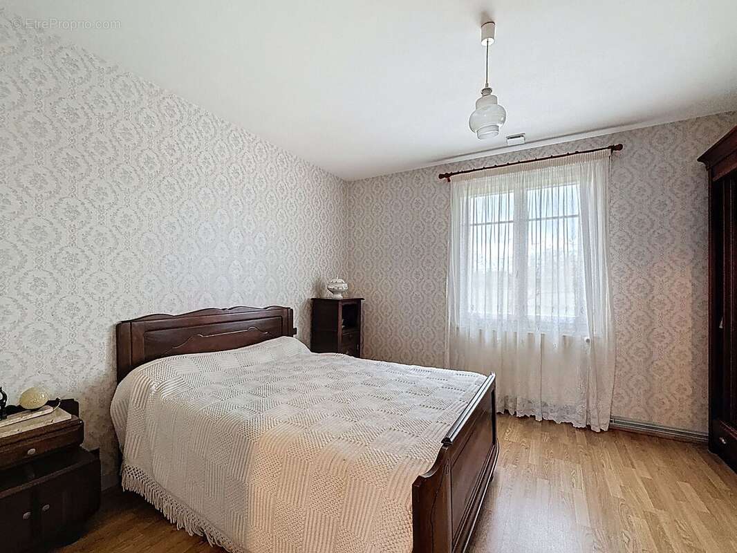 Maison 109 m² à Miramont-De-Guyenne  - photo 126