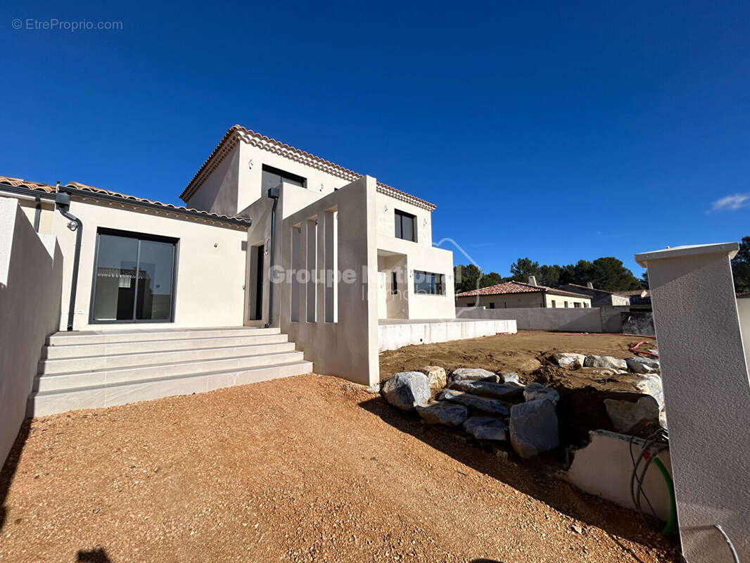 Maison à VAISON-LA-ROMAINE
