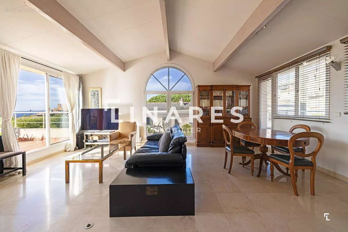 Appartement à MARSEILLE-7E