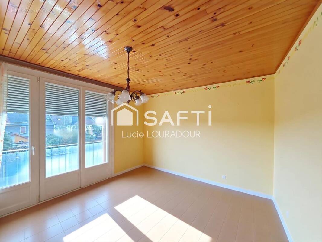 Photo 1 - Appartement à NEUVES-MAISONS