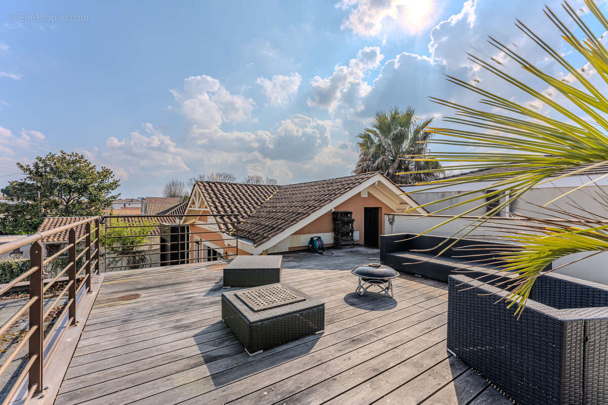 Maison à LE BOUSCAT