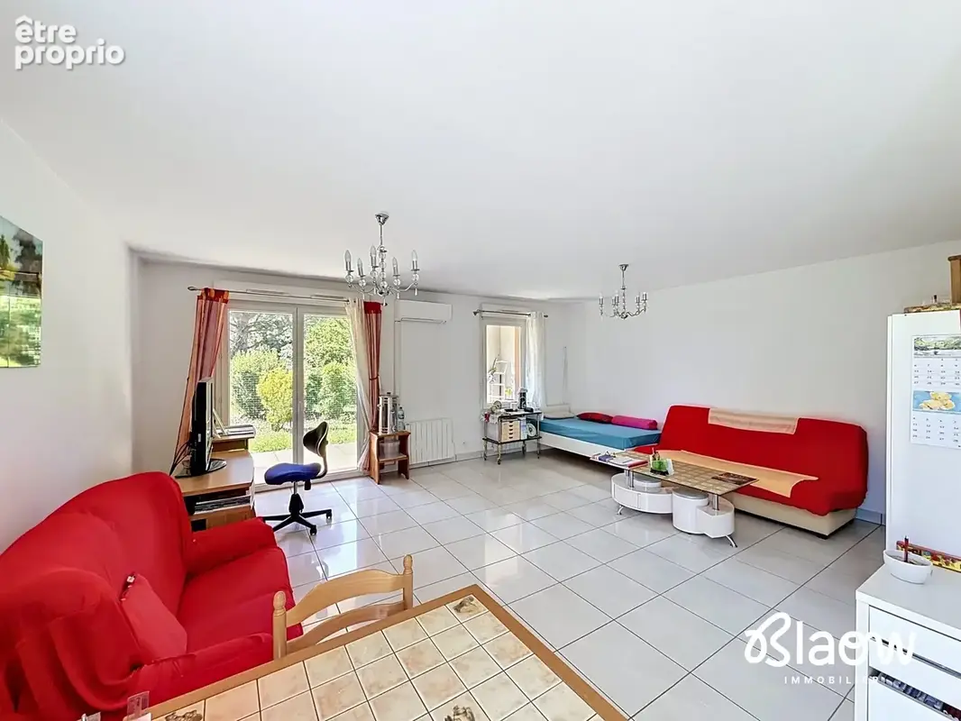 Appartement 3 pièces 57 m² à vendre à Meyzieu (69330) - photo 2