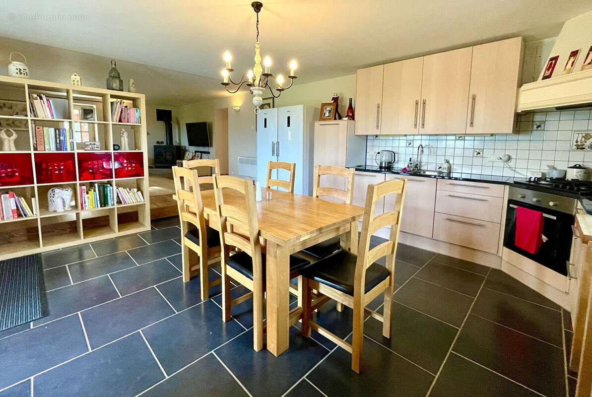 Maison à PUY-L'EVEQUE