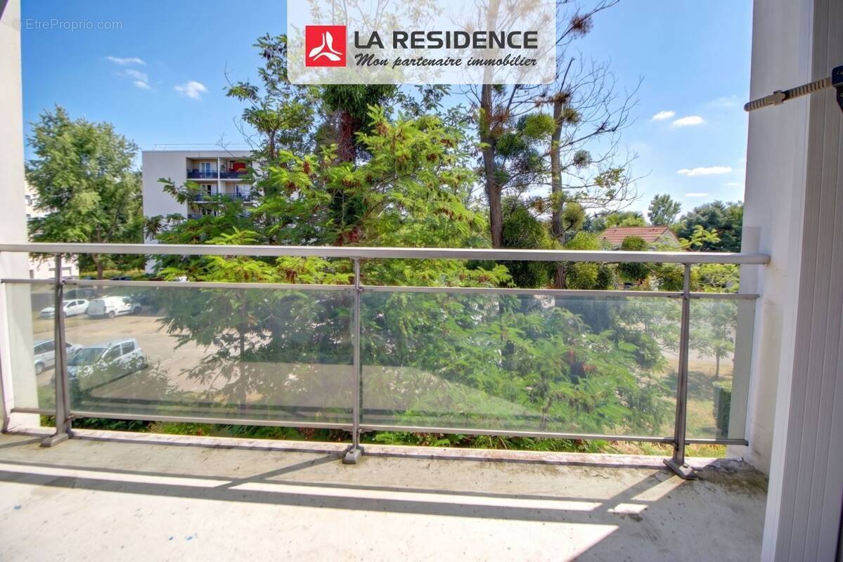 Appartement à VERNEUIL-SUR-SEINE