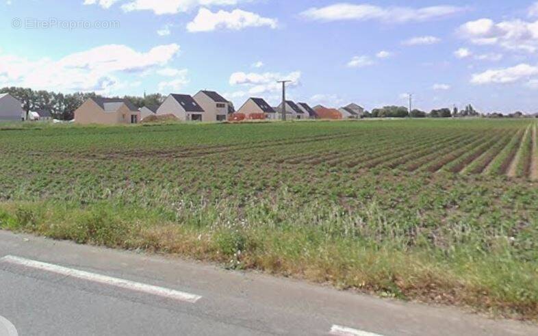 Terrain à DOUVRIN