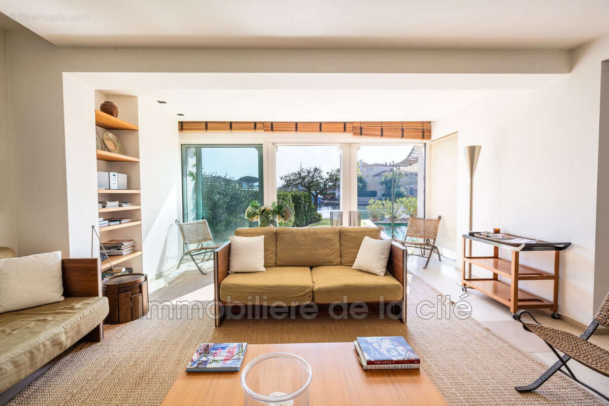 Maison à GRIMAUD