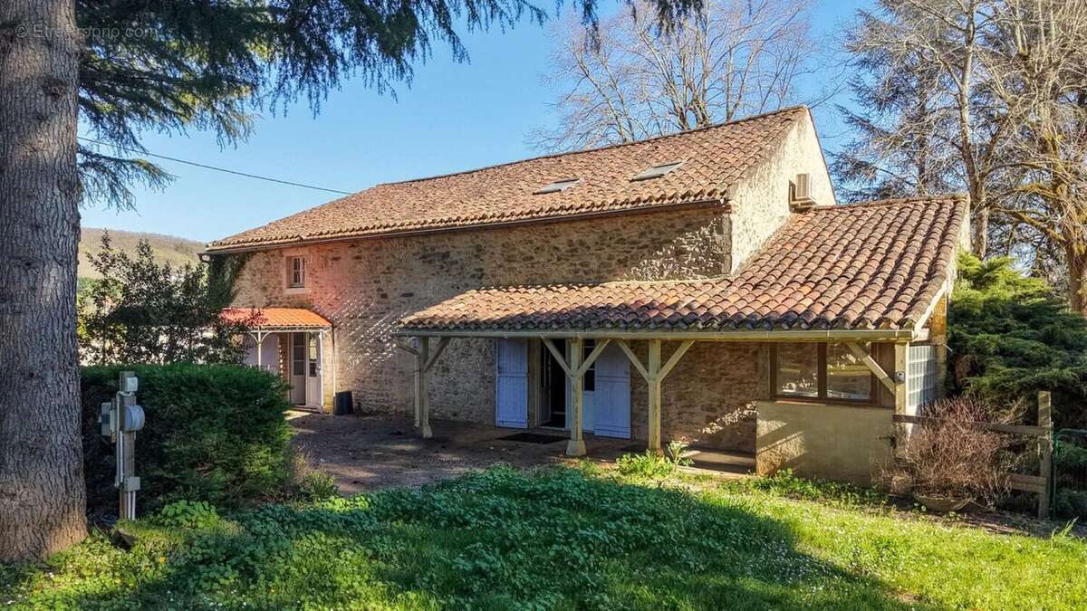 Maison à PUY-L'EVEQUE