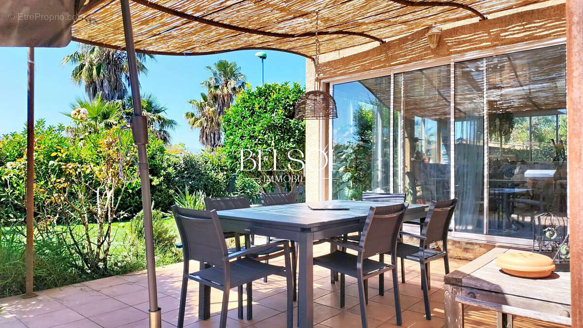Maison à SAINT-CYPRIEN