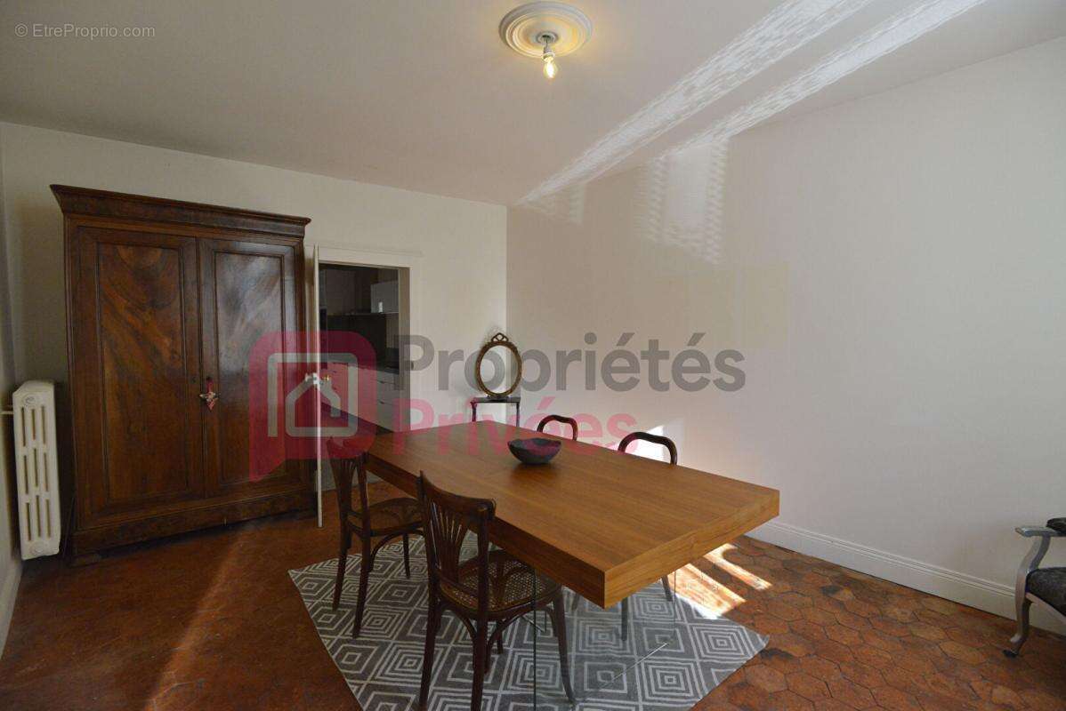 Maison à COSNE-COURS-SUR-LOIRE