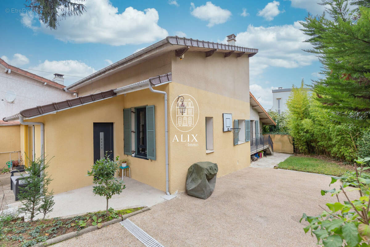 Maison à PALAISEAU