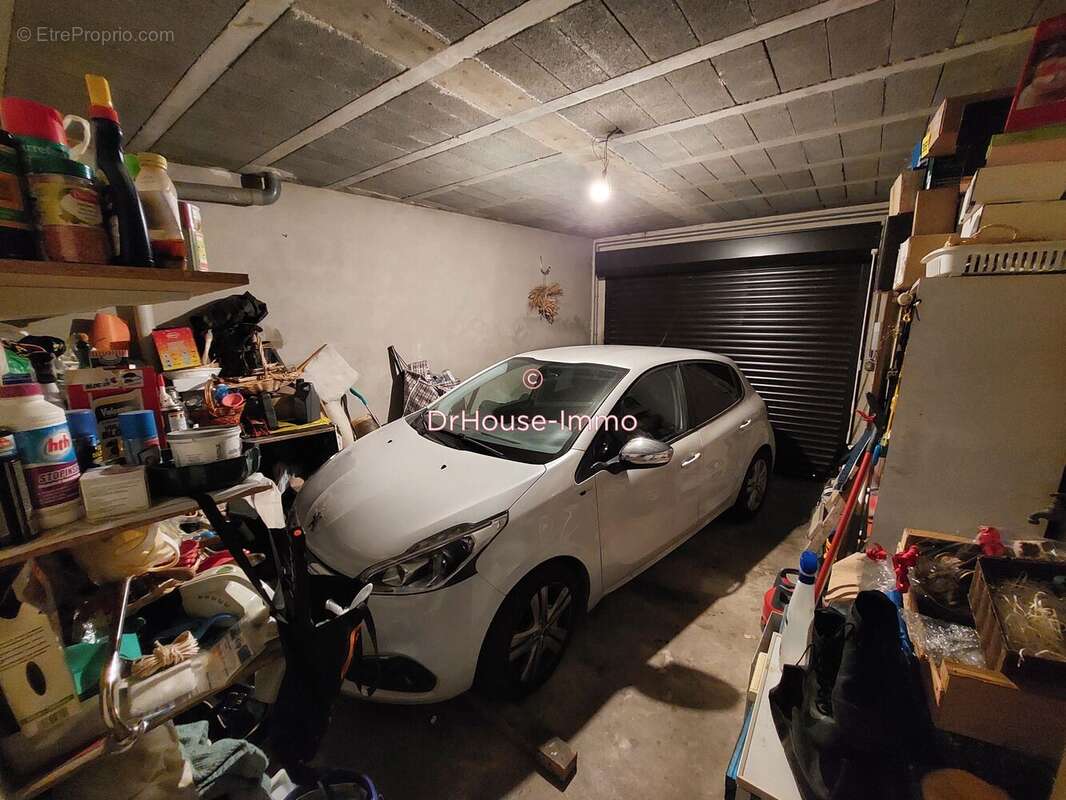 Maison 225 m² à Velaux  - photo 61