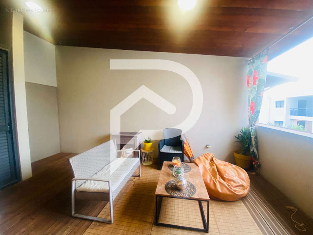 Appartement à SAINT-DENIS
