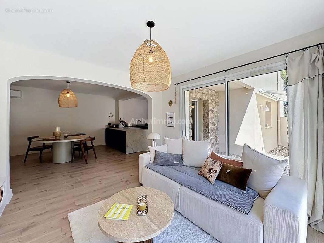Appartement à CALVI
