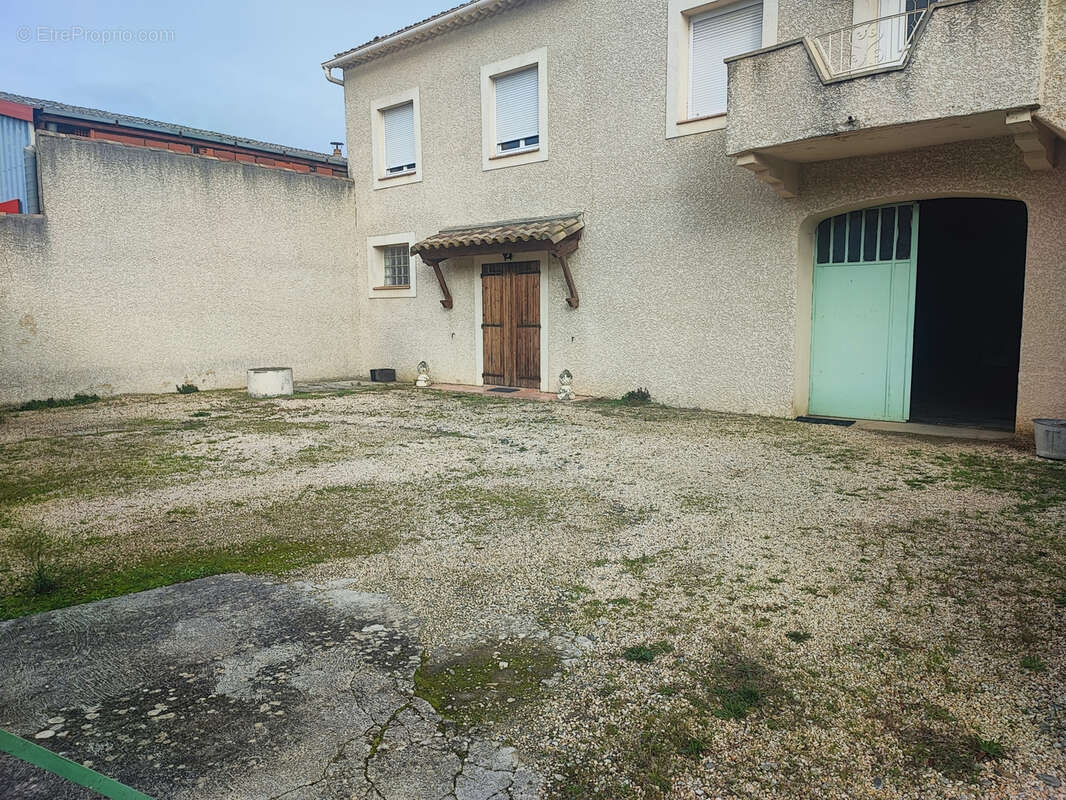 Maison à PEYRIAC-MINERVOIS