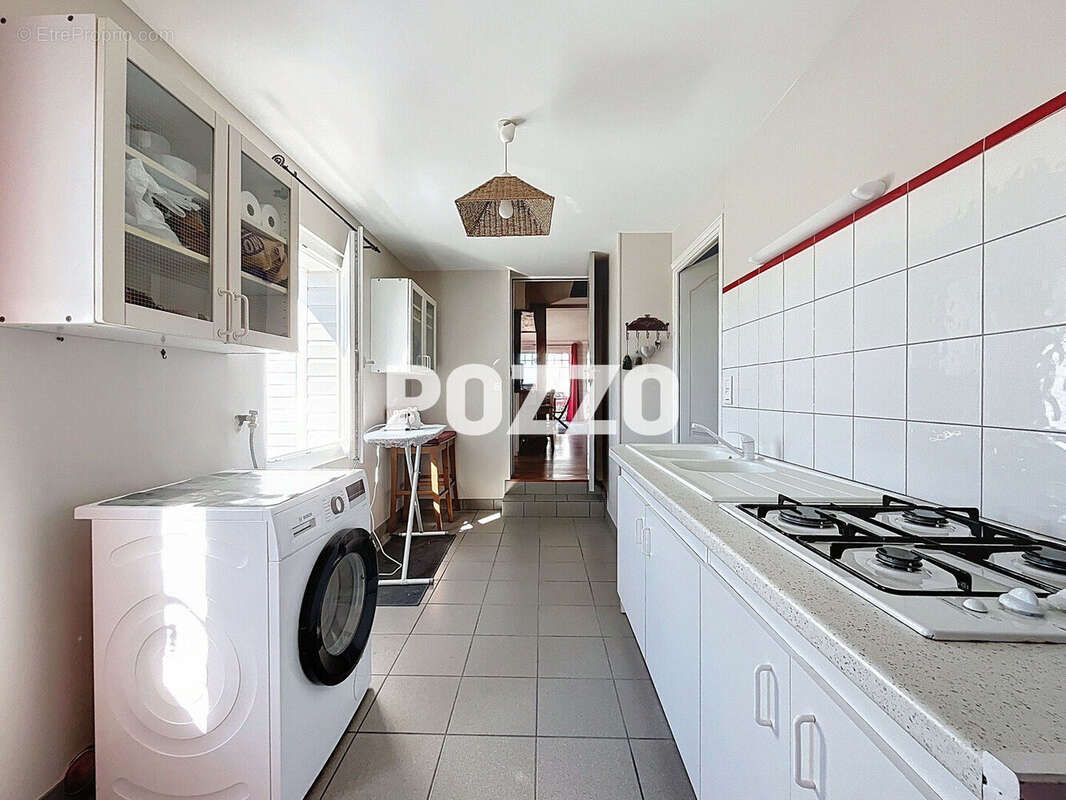 Maison à SAINT-PLANCHERS