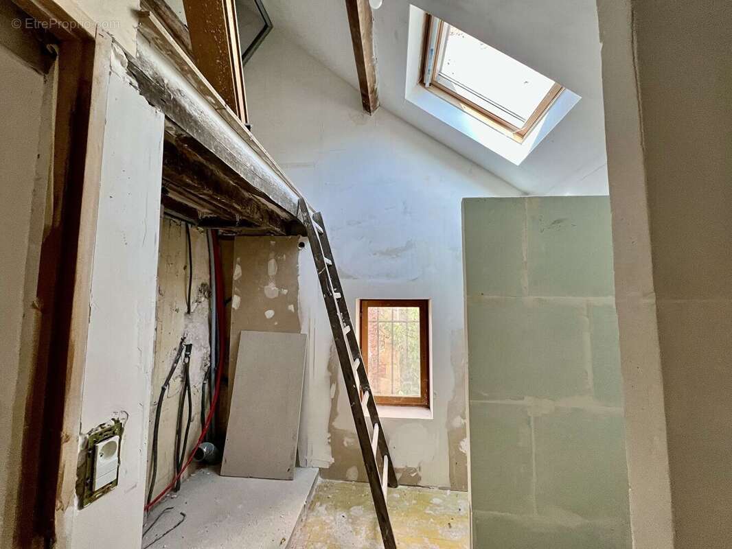 Maison à NANTEUIL-LES-MEAUX