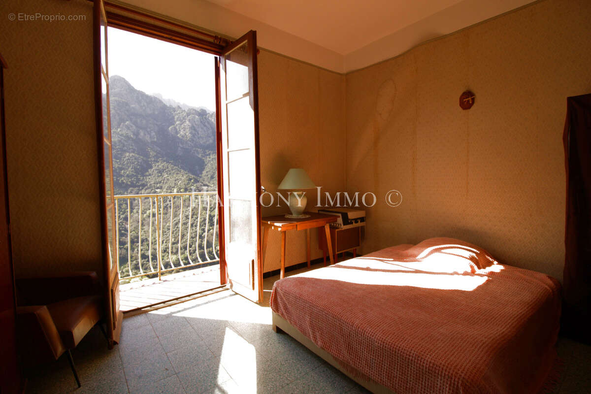 Exclusivité : Immeuble Ota  Vue Montagne Imprenable Fort Potentiel Locatif - photo 12