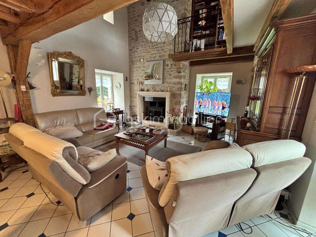 Maison à MARNES