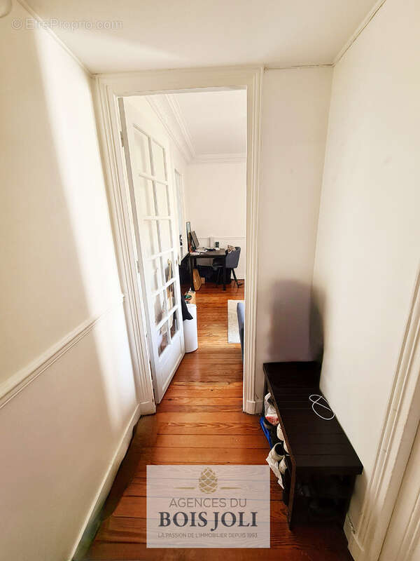 Appartement à COURBEVOIE