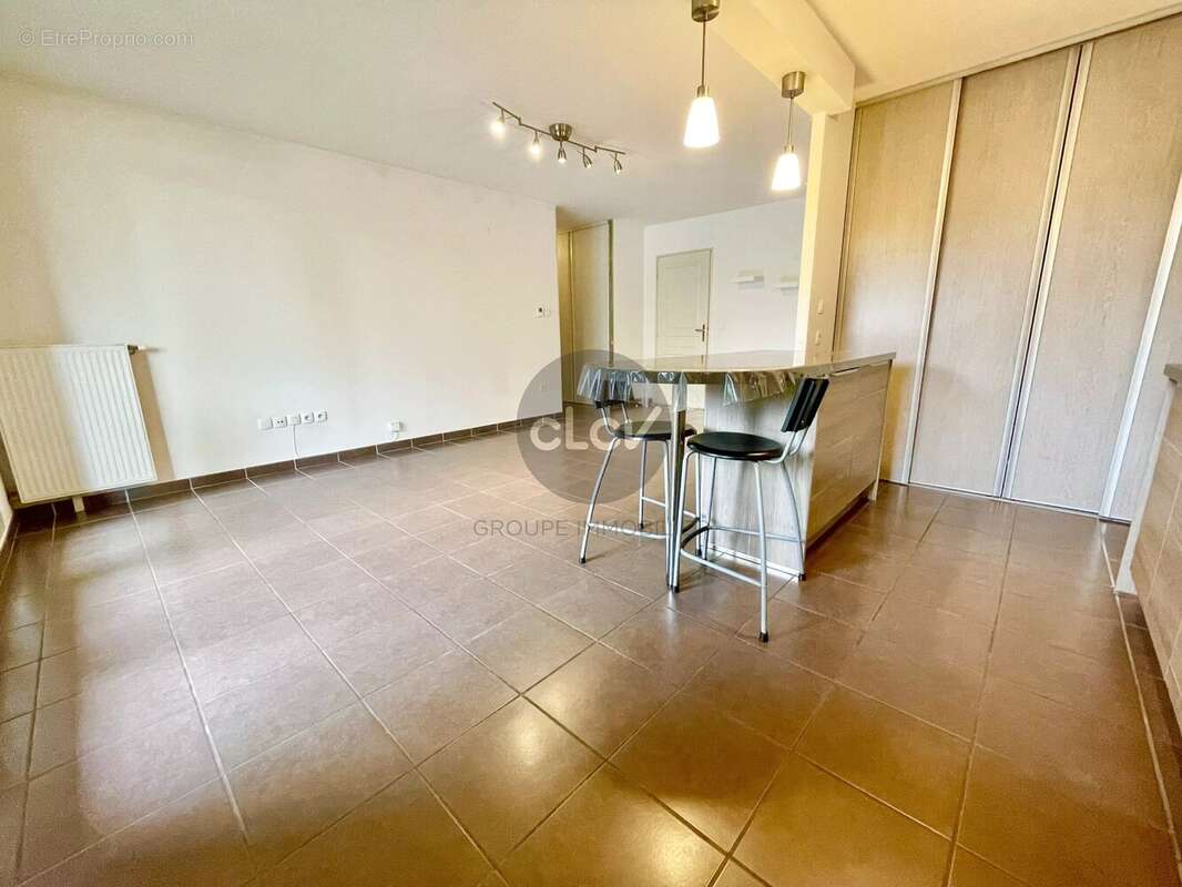 Appartement à VAULX-EN-VELIN