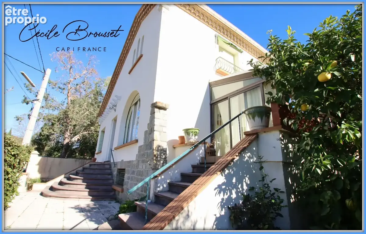 Villa 4 faces pleine de charme et de potentiel à AMELIE LES BAINS PALALDA (66) - photo 6