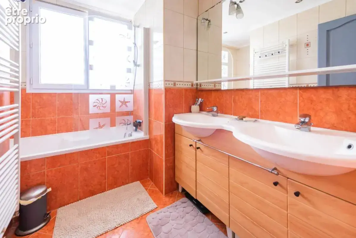 Appartement de 4 pièces de 80 m² à Les Clayes-sous-Bois - photo 7